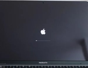 Macbook bị reset liên tục? Nguyên nhân và cách khắc phục