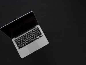 Hướng dẫn cách tắt Macbook đúng cách cho người mới