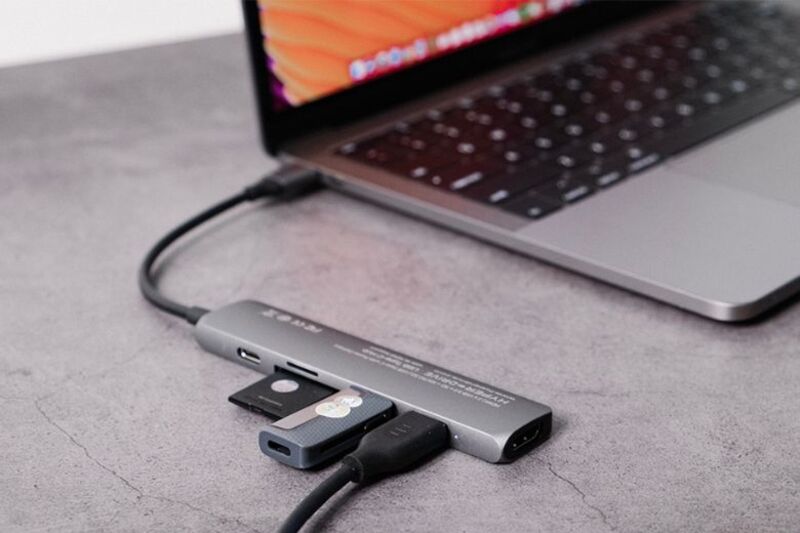 Kết nối máy in với MacBook bằng cáp USB