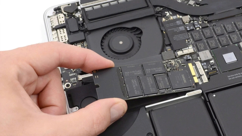 Sửa chữa lỗi ổ cứng tại Macbook Care